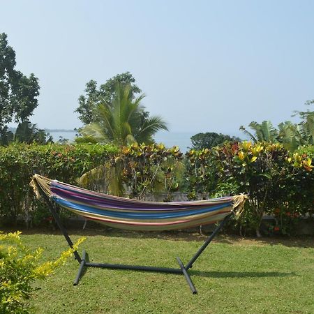 Villa Les 3 Oisillons Kribi Exteriör bild