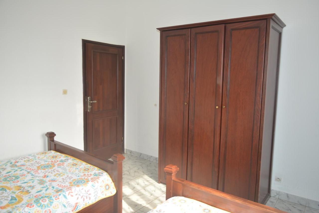 Villa Les 3 Oisillons Kribi Exteriör bild