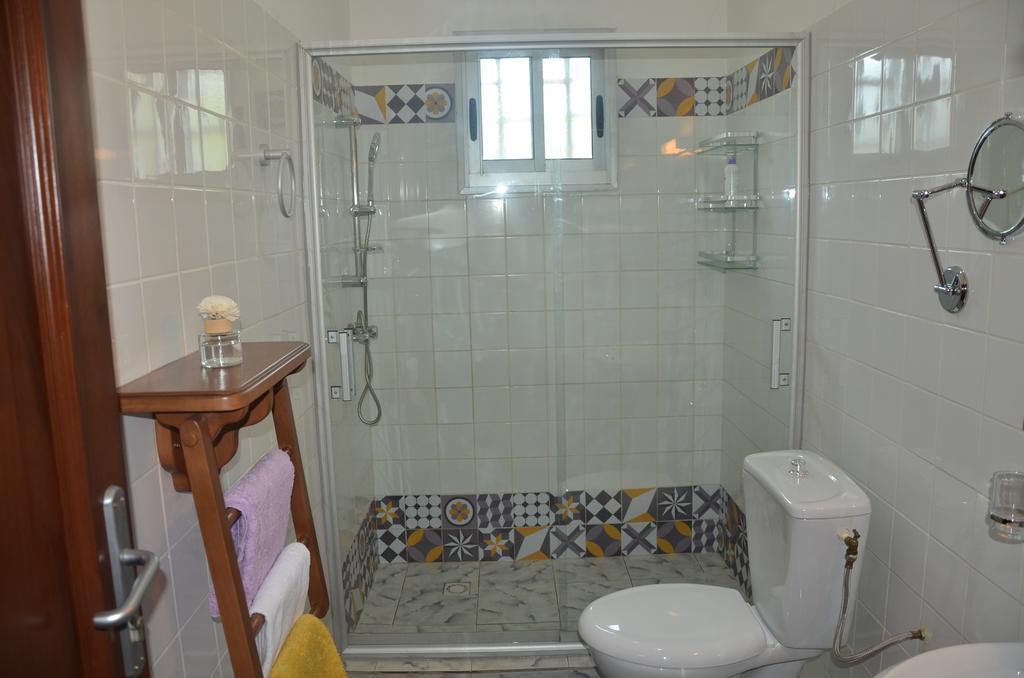 Villa Les 3 Oisillons Kribi Exteriör bild