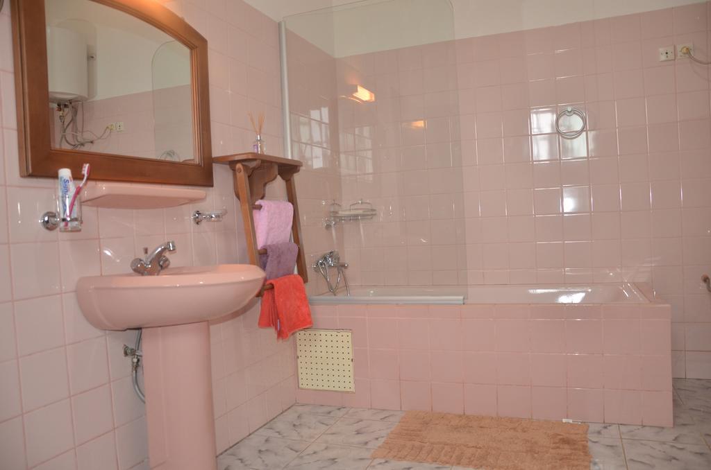 Villa Les 3 Oisillons Kribi Exteriör bild