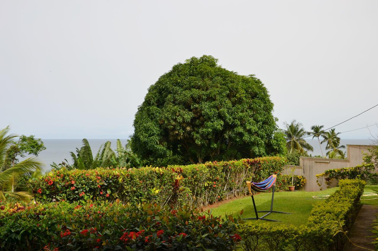 Villa Les 3 Oisillons Kribi Exteriör bild
